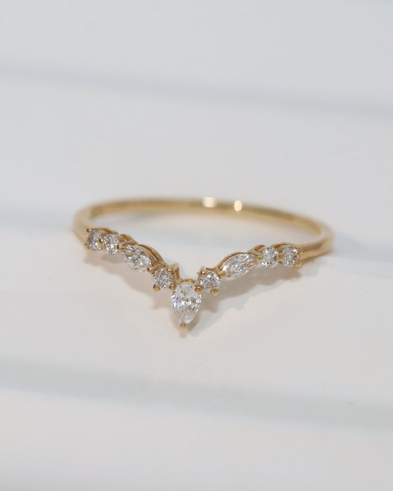 V Shape Pear Cut Diamond Ring