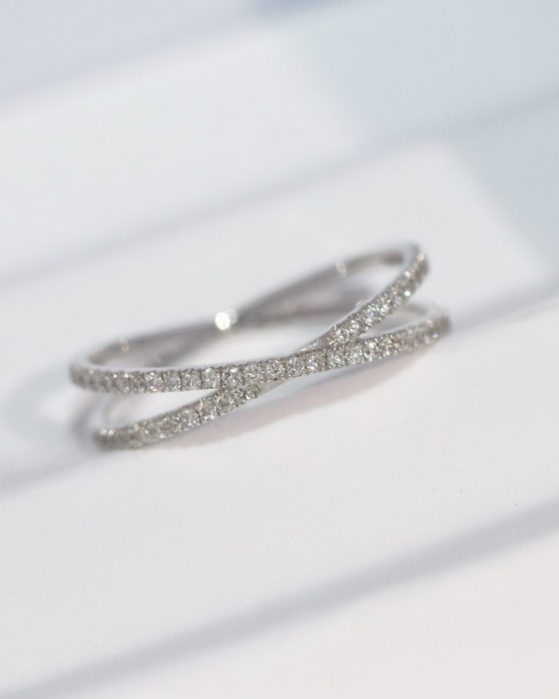 Criss Cross Diamond Ring