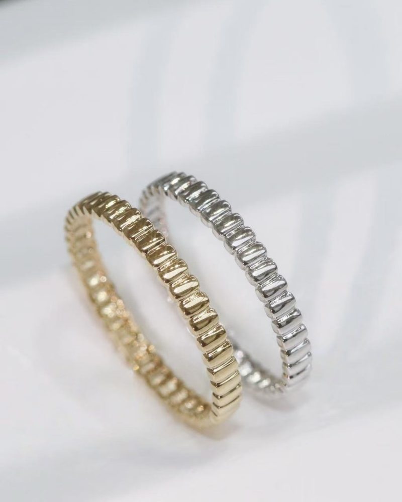 Plain Gold Organ Ring