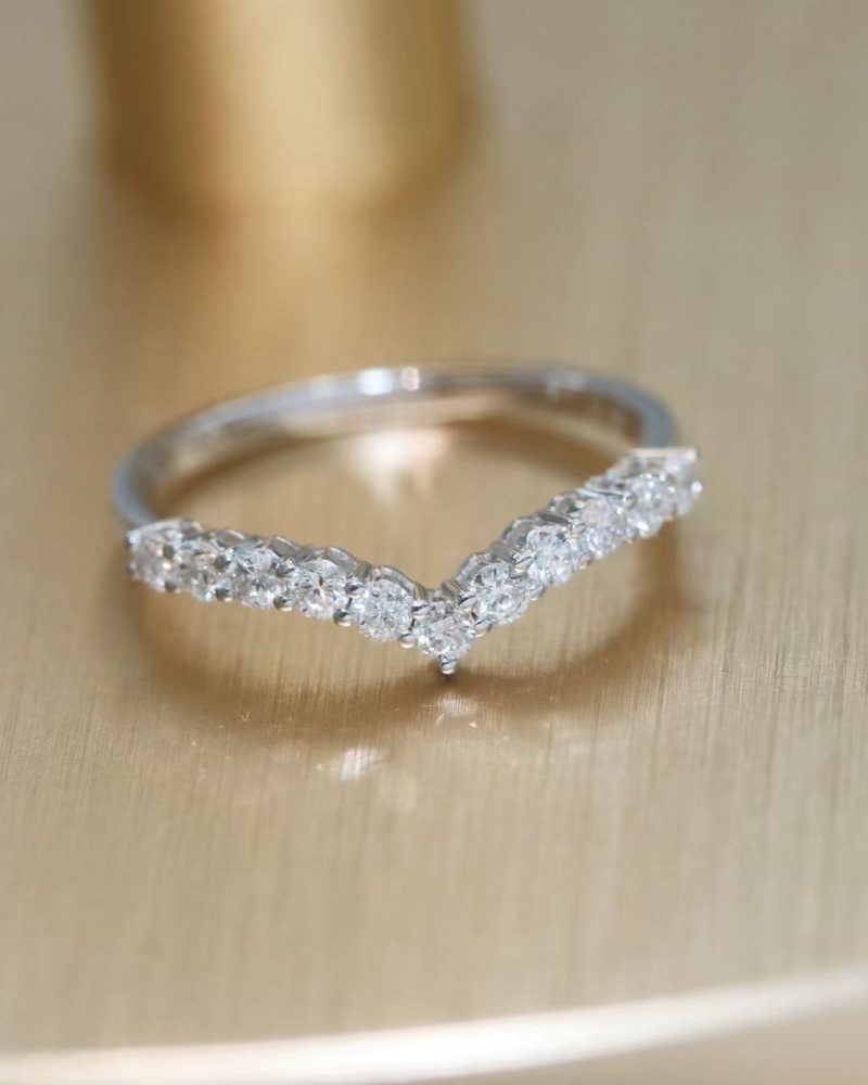V Shape Diamond Ring