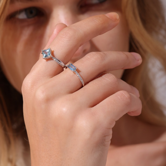 Princess Cut Aquamarine Diamond Ring - Image 4