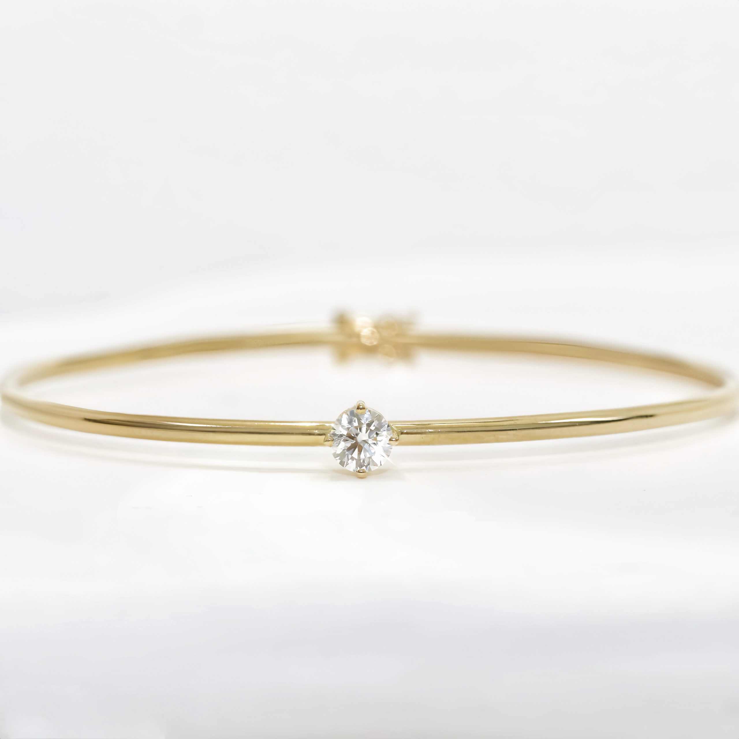 Round Diamond Solitaire Bangle