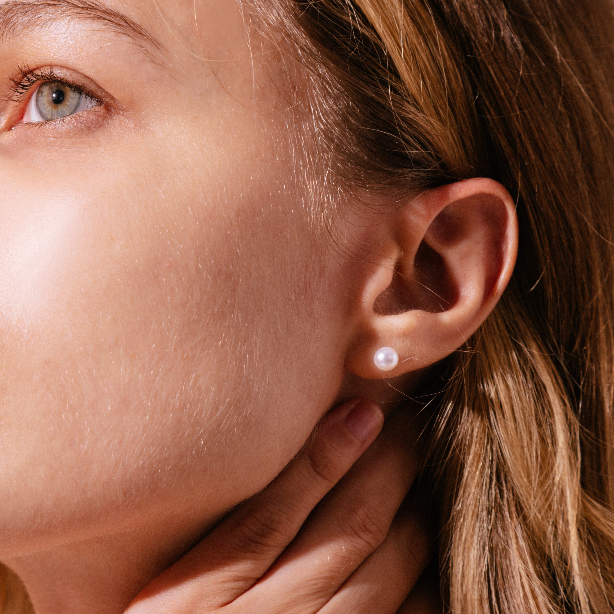 Freshwater Pearl Studs Earrings 5.0 - 5.5mm - Image 4