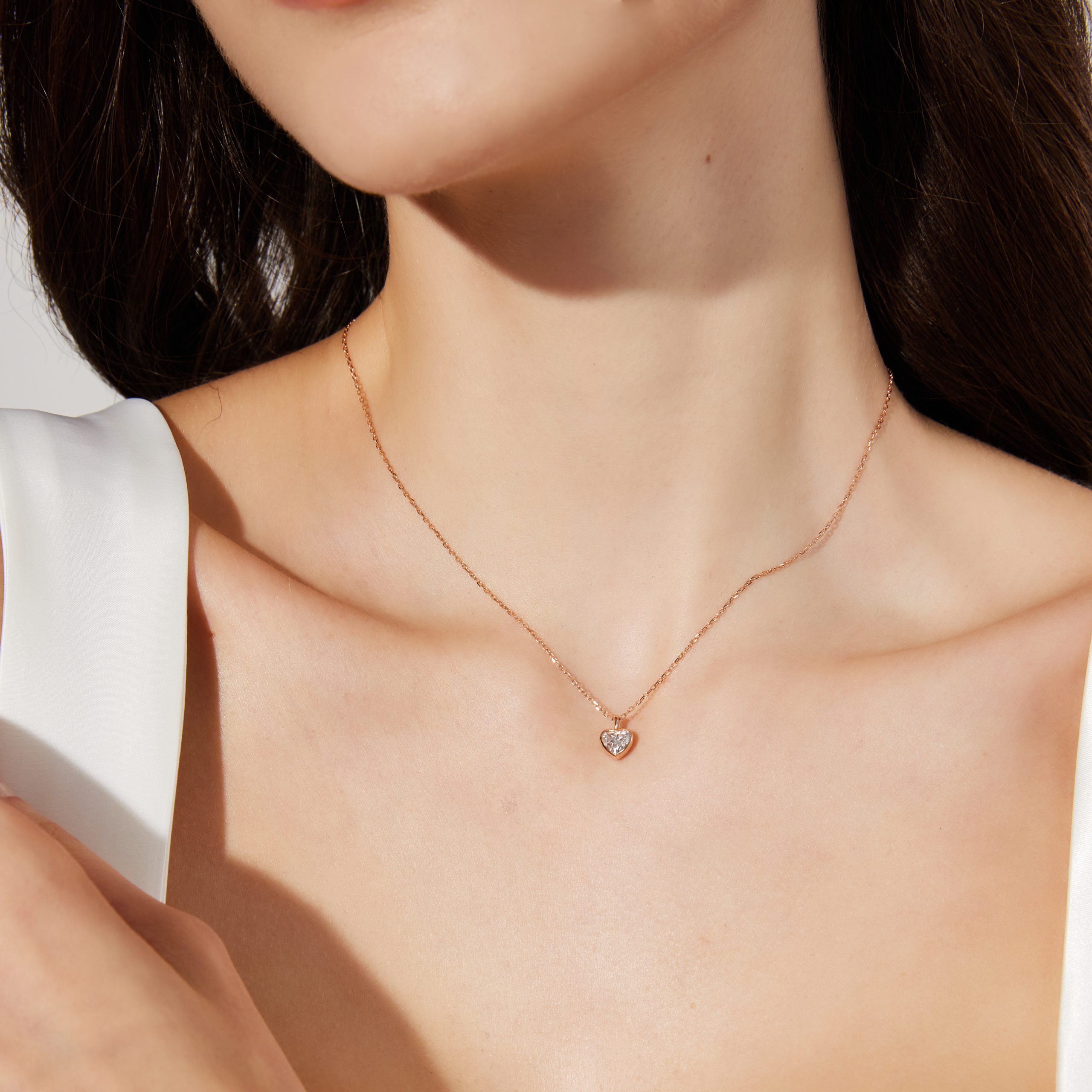 Bezel Heart Shaped Diamond Necklace. - Image 3