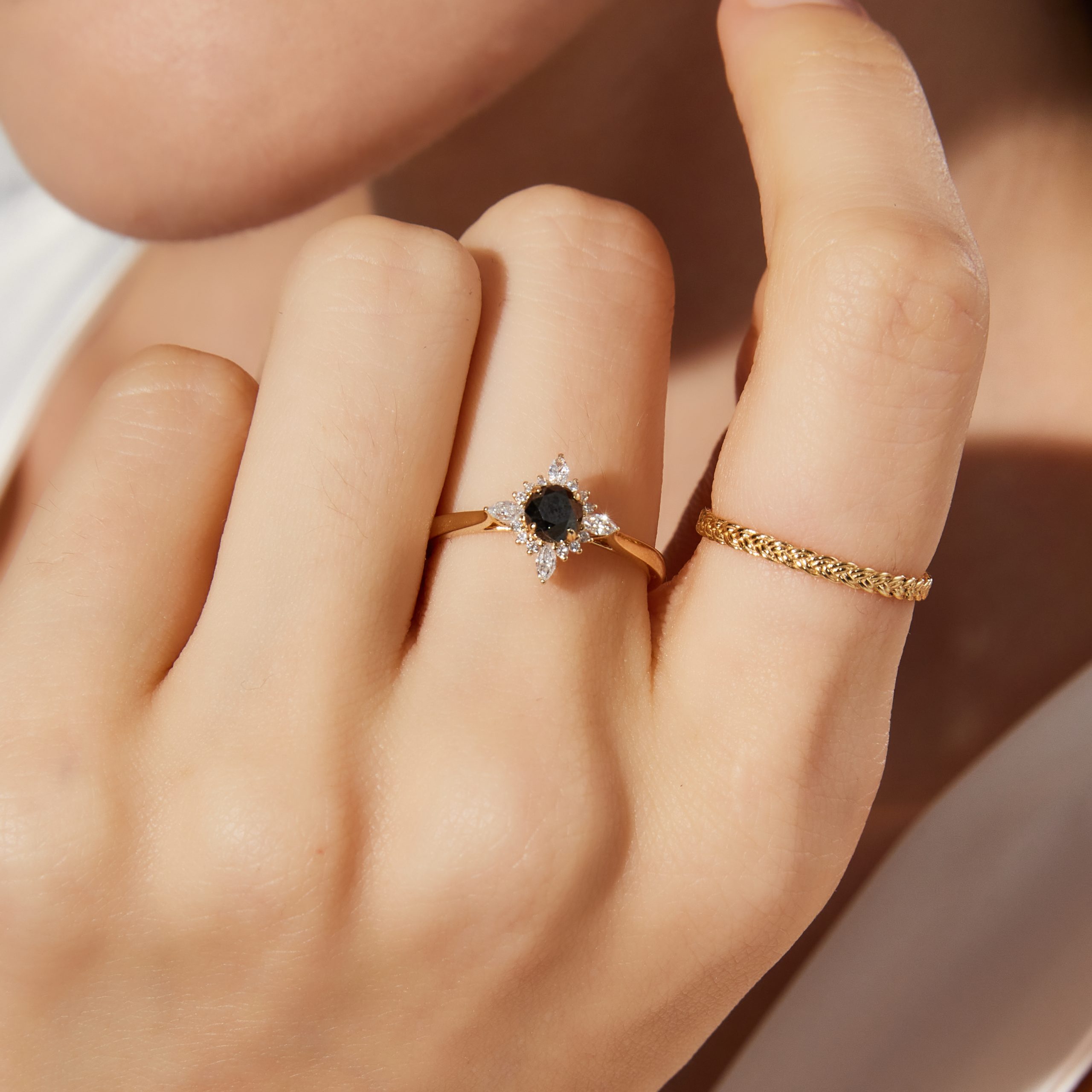 Black & White Diamond Starry Ring - Image 3