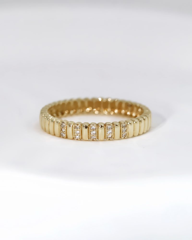 Accordion Diamond Ring