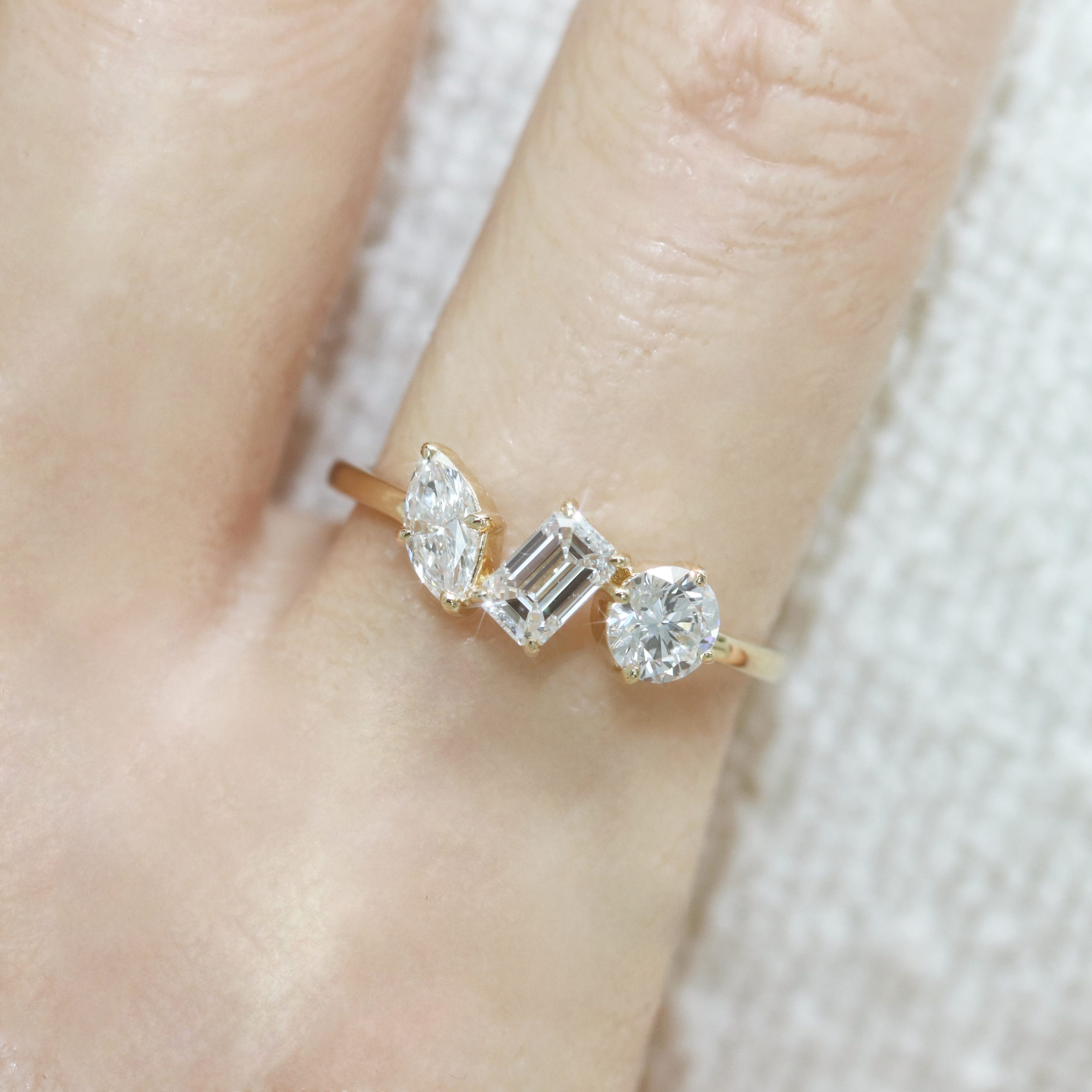 Three Stone Diamond Ring - Image 3