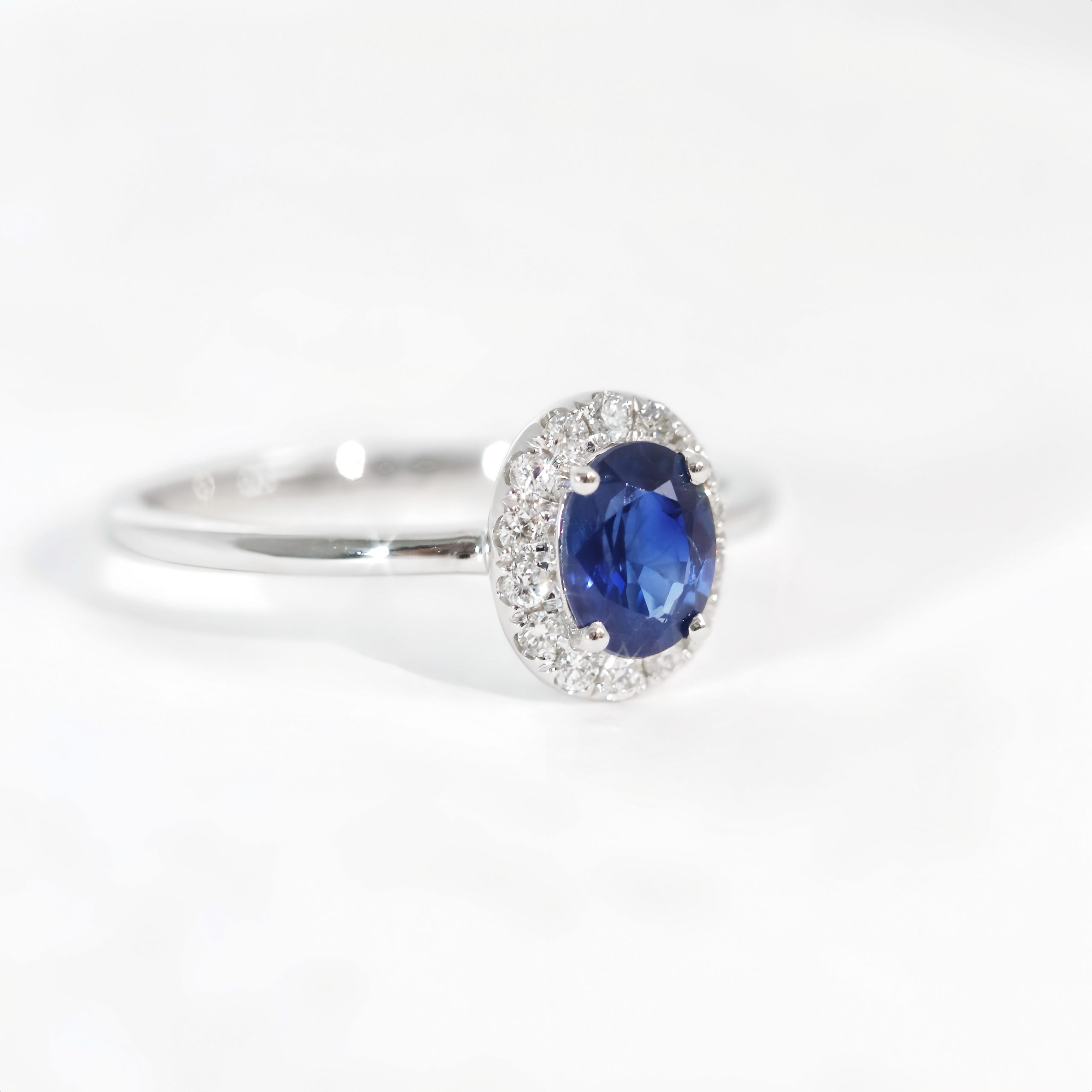 Oval Shape Sapphire and Diamond Ring - Image 2